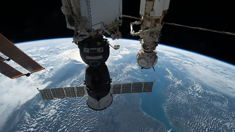 PointOrView's tweet photo. BREAKING: The damaged Russian Soyuz MS-22 spacecraft landed uncrewed in Kazakhstan at 7:46am ET (5:46pm Kazakhstan time) today less than two hours after undocking from the space station. 
Watch: https://t.co/uXKGZlhrNT 
#SoyuzMS22 #Soyus #roscosmos #Russia https://t.co/3mVueKFaGY