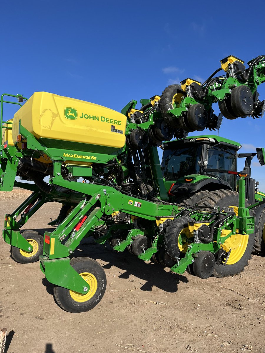 Deere ordered me the wrong planter and finally found the right one so I’ve got this new one for sale. 186K