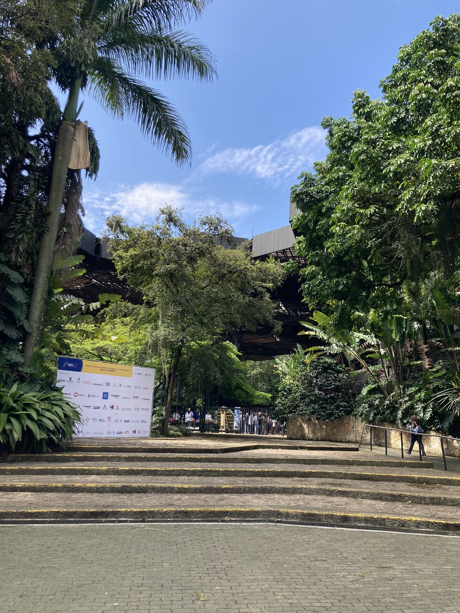 Início de los trabajos para <a href="/PesquisaFapesp/">PesquisaFapesp</a> en el #WCSJ23, que acontece en el bello Jardín Botánico de Medellín hasta el viernes