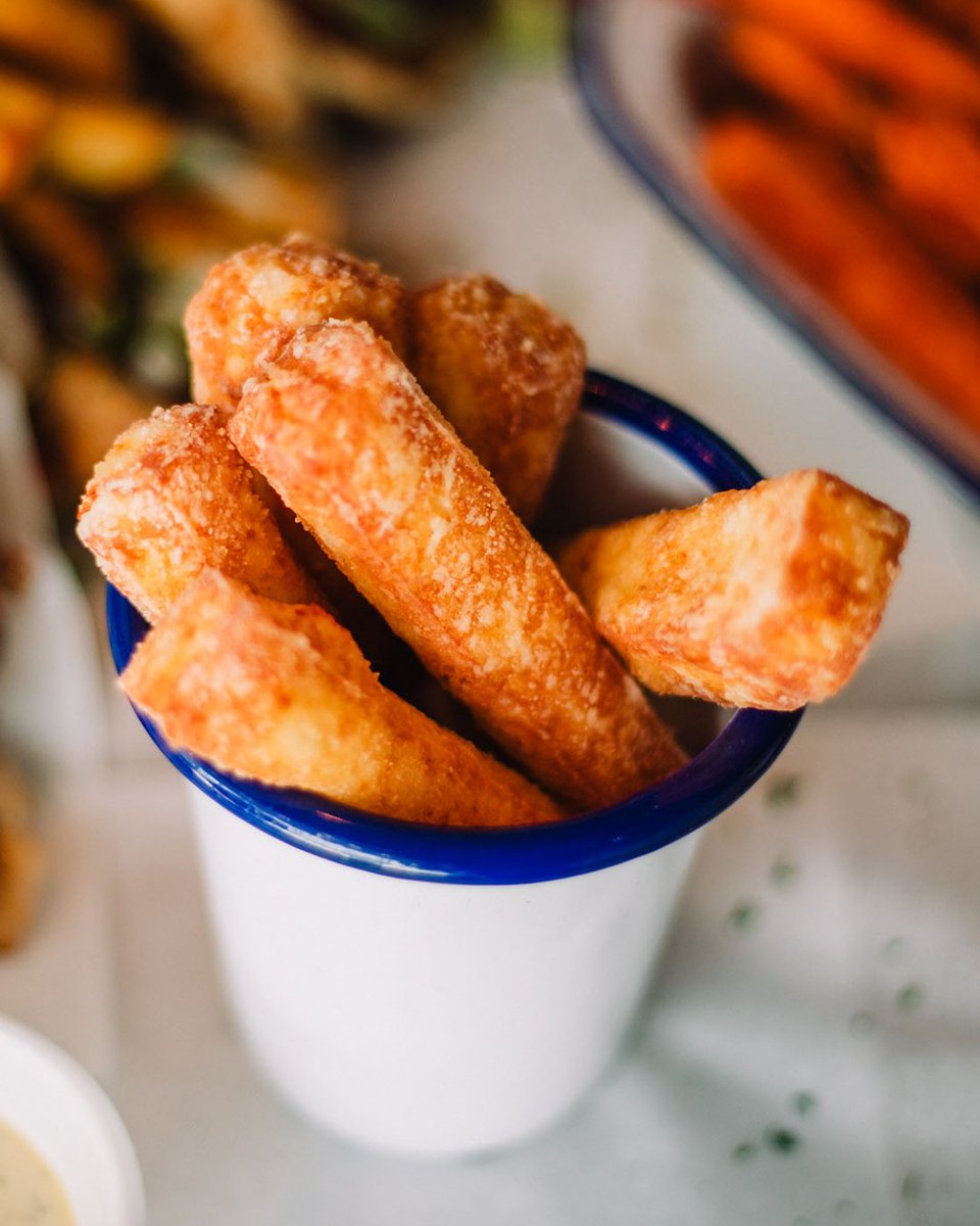 AG_StreetFood's tweet photo. Halloumi Fries - the side you always need. Pair with your favourite dip and enjoy every bite. ✨

📍𝟯𝟯 𝗦𝘁𝗲𝗽𝗵𝗲𝗻𝘀𝗼𝗻 𝗦𝘁, 𝗕𝗶𝗿𝗺𝗶𝗻𝗴𝗵𝗮𝗺, 𝗕𝟮 𝟰𝗕𝗛
#Birmingham #Gyros #GreekFood https://t.co/MPZTBA0lWO