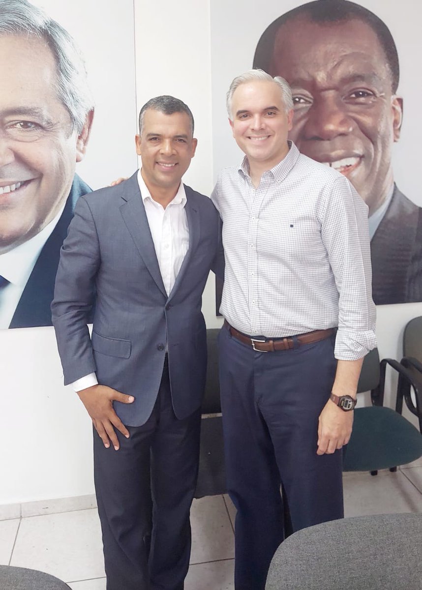 RichardIPerez's tweet image. Junto al Presidente de nuestro partido @LMDECAMPS tratando temas políticos de vital importancia para el futuro del municipio de Los Alcarrizos.

ASEGÚRATE!!! con Toro #PRSD.
Richard Pérez Alcalde. 
Luis24

@luisabinader @GloriaReyesG  @JosePaliza @SanzLovaton  @raquelarbaje