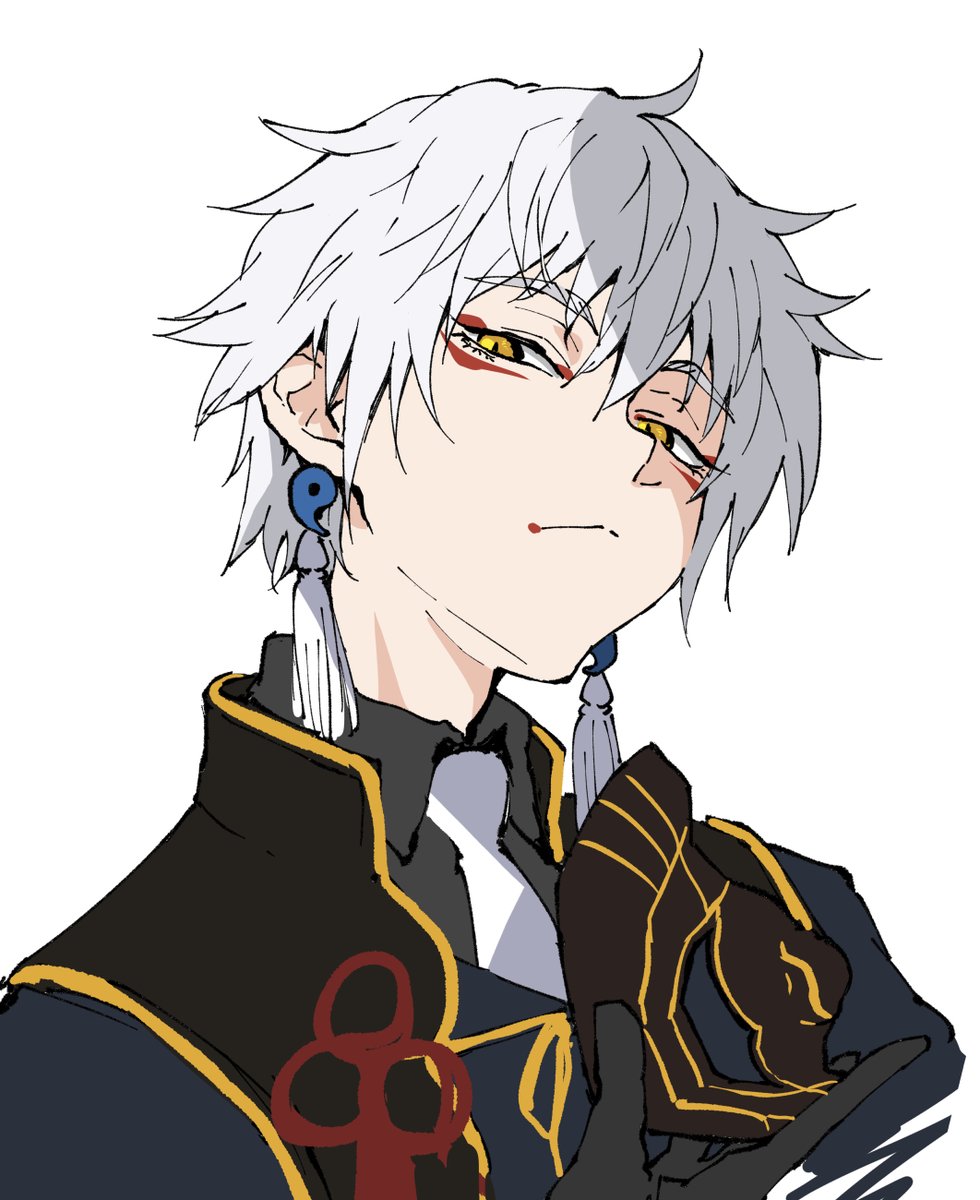 らくがきしてる
余裕わないはず 