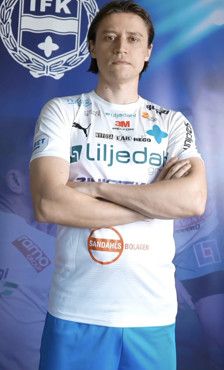 MondoCalcio_it's tweet image. Simon Thern, centrocampista svedese classe 1992, è ufficialmente un nuovo calciatore dell’IFK Värnamo. Arriva dall’IFK Göteborg a titolo definitivo ed ha firmato un contratto fino al 31 dicembre 2025. #Calciomercato #Thern #IFKVärnamo #IFKGöteborg