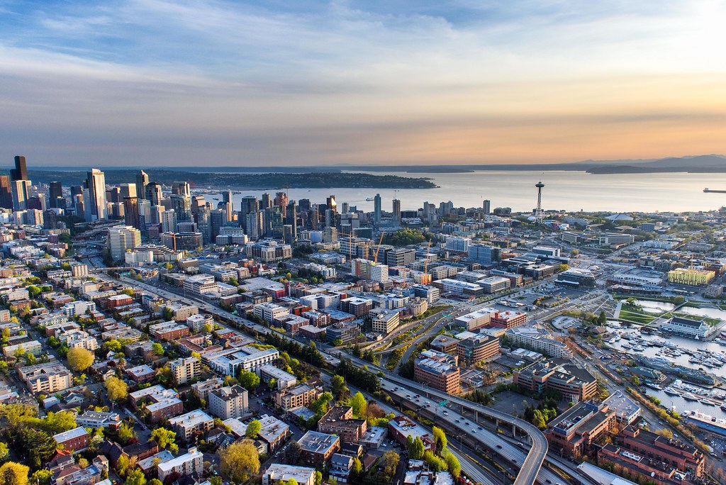 UrbanUW's tweet photo. WA’s homeless population is on the rise, according to a recent @HUDgov report, largely in Seattle and King County. @RealEstateUW's @ColburnGregg points to insufficient housing for people with moderate to low incomes to explain this growth.

https://t.co/XFn0K1epx0 https://t.co/VMTjC82LtT
