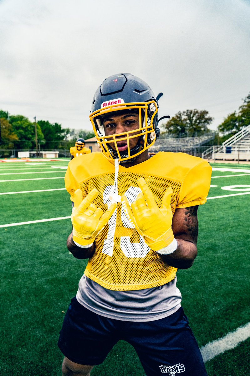 TxWes Football tweet media