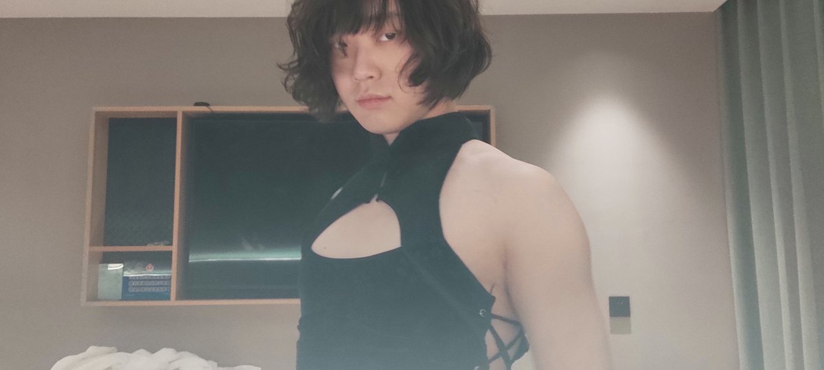 kora_kare's tweet photo. 干嘛？没事别烦我。
汪呜？!求姐姐等会打轻点。
#反差 #四爱男受 https://t.co/KQRjikGT1P