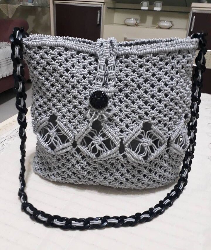 gecim_kusagi's tweet photo. Kiramızı ödemekte zorlandığım için, el örgüsü işler yaparak kazanmaya çalışıyorum.

Mücadelemi sizler ile paylaştığım için, bazen kızanlar oluyor.

Ama mecburum!

Rt yaparak destek olabilecek kişilere ulaşabilmeme yardımcı olur musunuz? https://t.co/1YIyme0GlP