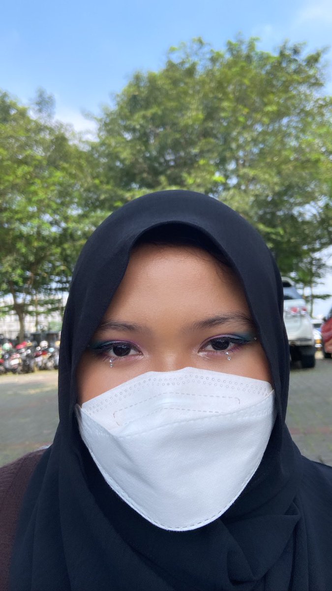 Lakunapukah's tweet photo. #LPeyemakeup #jasaeyemakeup #eyemakeup #HelloTourJakarta #TREASURE #HELLOinJKT #TREASURE_HELLOinJKT https://t.co/v5tZn6c10f