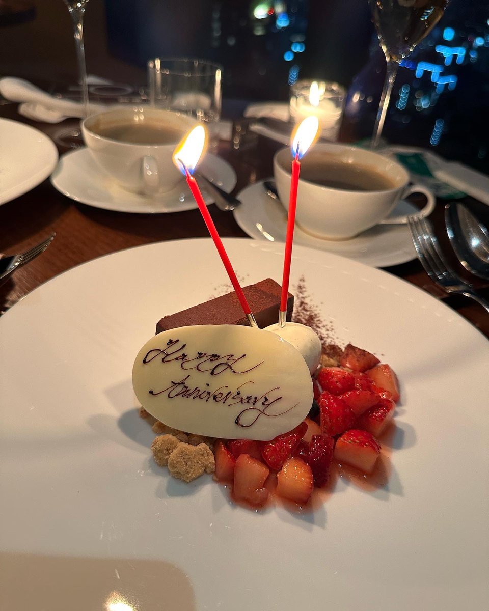 jacky0712's tweet photo. 十週年快樂，謝謝這些年的彼此陪伴，往後請繼續多指教，愛妳。 https://t.co/WD5emJi83c