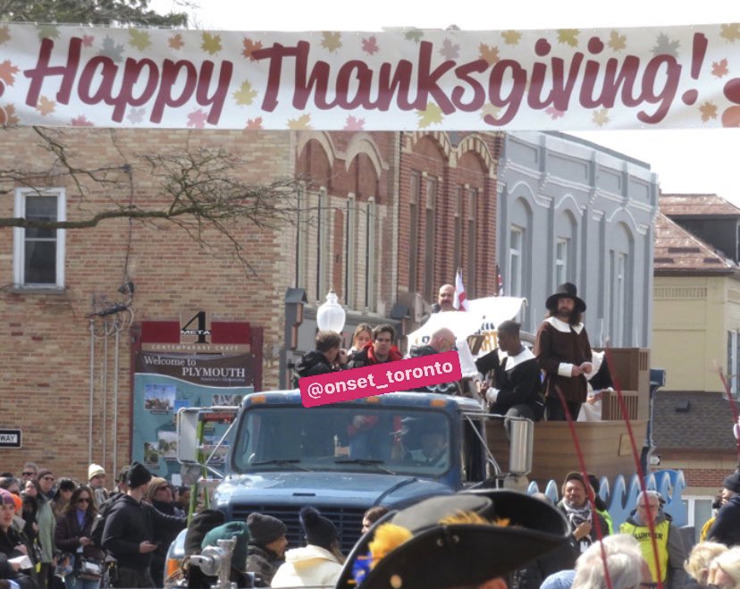 “HAPPY THANKSGIVING”... ELI ROTH filming a Thanksgiving Day Parade Scene on set of his New Horror Movie “Thanksgiving”. 
<a href="/TOFilming_EM/">Toronto Filming</a> <a href="/WhatsFilmingON/">What's Filming</a> 
.
.
#eliroth #thanksgivingmovie #addisonrae #patrickdempsey #mcdreamy #filming #hollywoodnorth #bts #behindthescenes #setlife