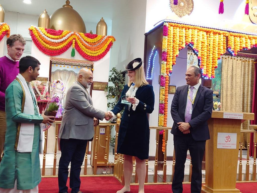 Thanks to the Vedic society and all who work at the Hindu Temple in #Southampton Your warmth and friendship throughout my year has been cherished and made it so fun. 🙏
