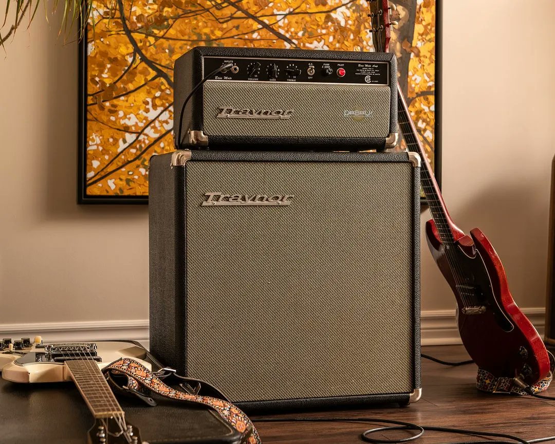 TraynorAmps's tweet photo. Which guitar pairs best with your Traynor? 🎸 📸: @deebeeus
#traynor #traynoramps #guitaramp #guitarhead #guitarcab #guitarist #livemusic #tubeamp #musician #tubecombo #guitarplayer #guitargear #music #tubeamp #guitaramps #rock #electricguitar #guitaramplifier #amplifier https://t.co/e4NSmDqFJf