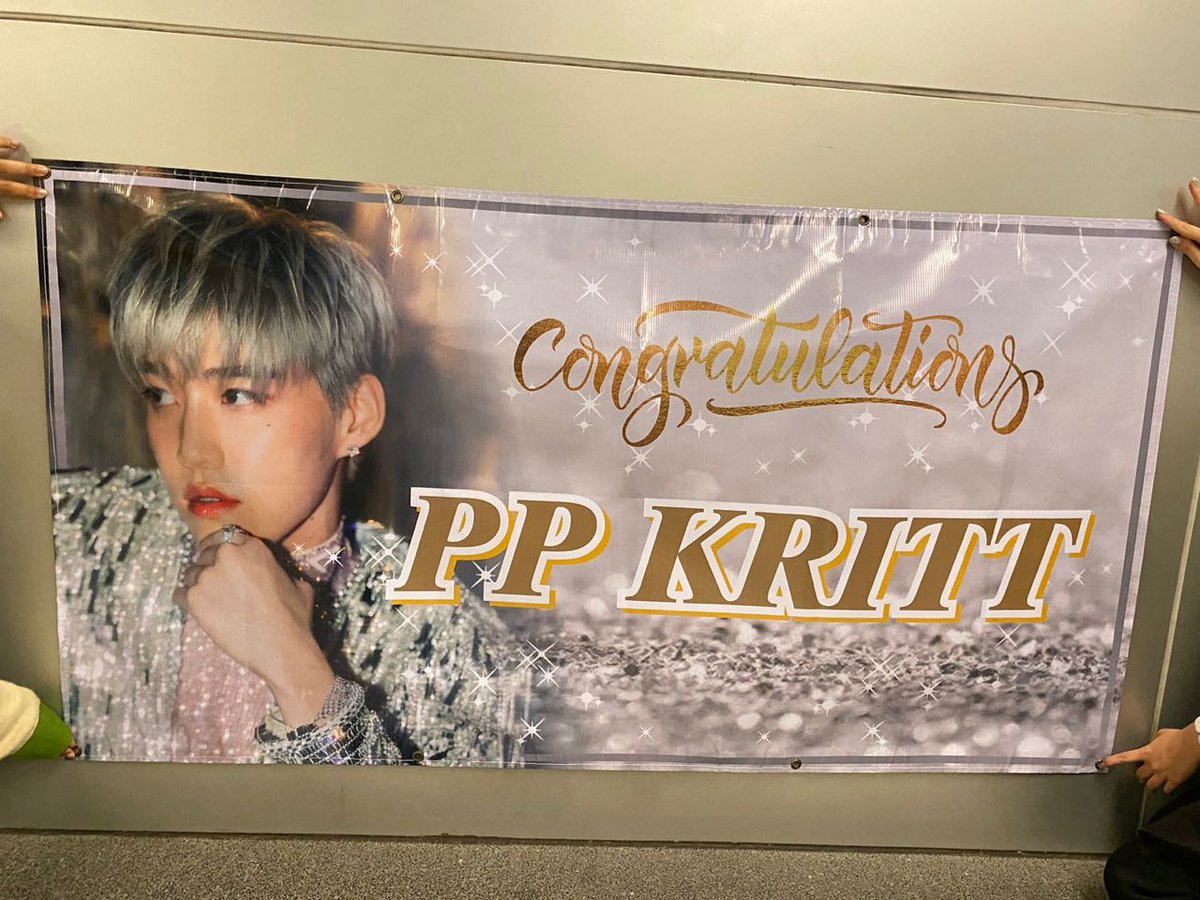 Lovely in China and Thailand a total of 1250000฿=¥25万.
All love only for you.@ppkritt
#KCL19xPPKRIT