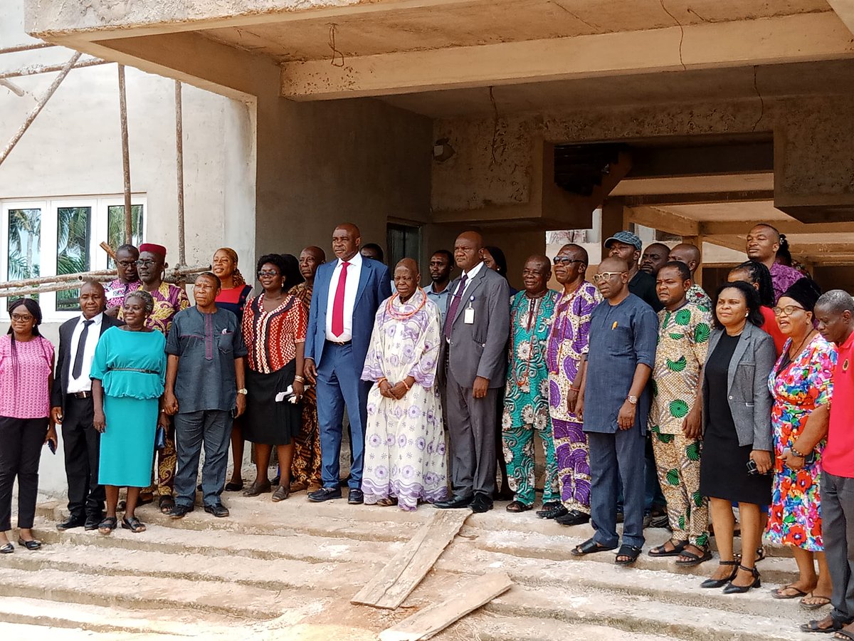 EdoSmafs's tweet photo. The Commissioner for Agriculture, Mr. Stephen Idehenre with the Program Manager, Agricultural Development Program, Mr. Edward Izevbigie,the Odionwere of Oko Community, on an inspection tour of the ongoing construction of the Edo Agricultural Hub, the first of its kind in Nigeria. https://t.co/YPXQeCi8Kb