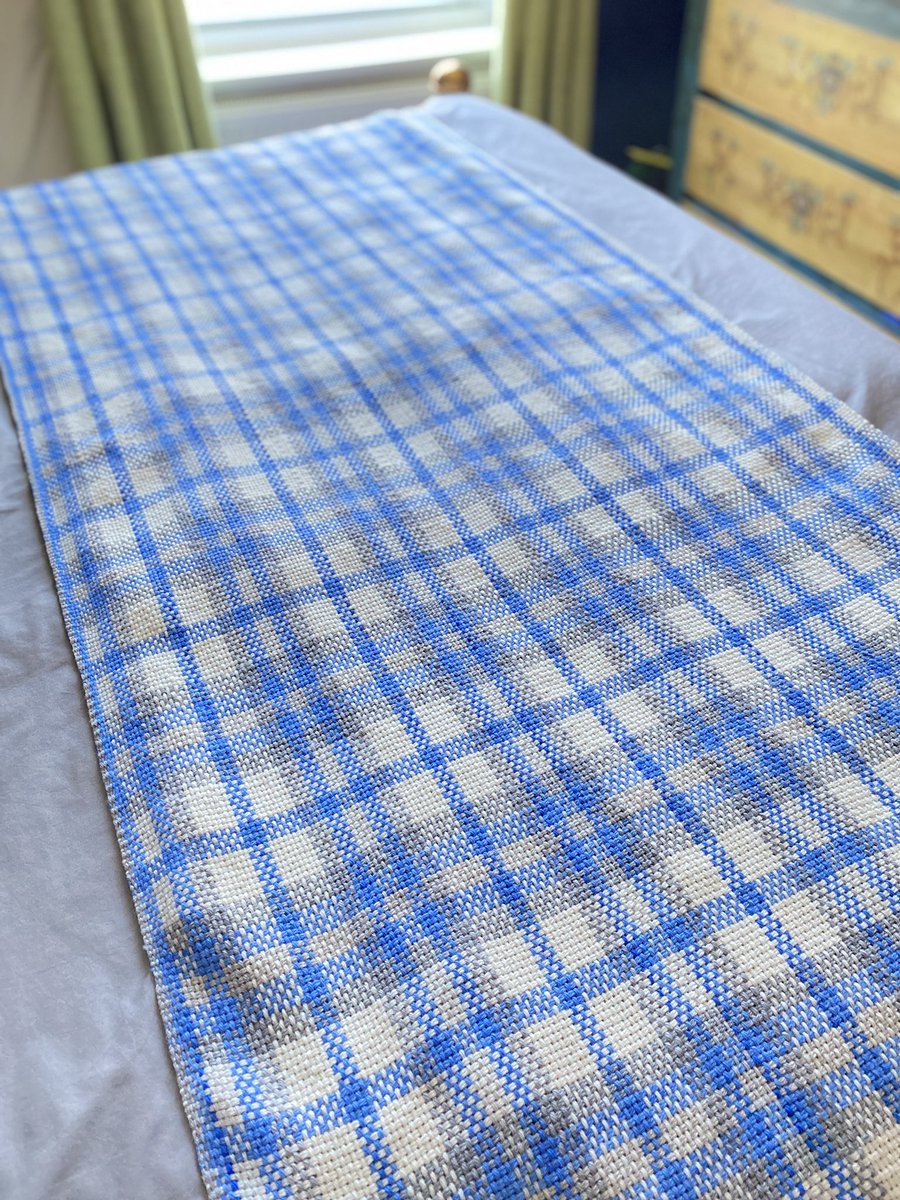 Justtextiles's tweet photo. Bed throws are handwoven in such a way to give a heavier fabric, perfect for cosy toes.
They also look rather good in your bedroom, adding colour & style. Choose your colours & design for no extra.
https://t.co/ZAgRzUqJ8O
#bedroom #bedthrow #interiordesign #britishwool https://t.co/Yhl5VBuNlr