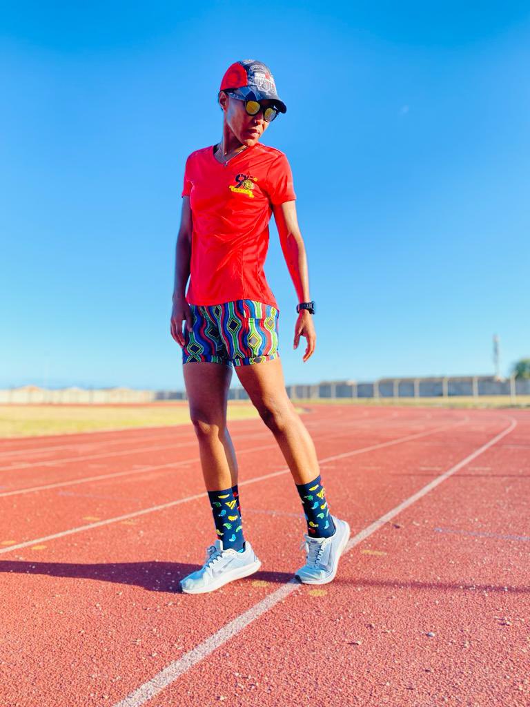Nchancha_'s tweet photo. Tuesdays we do track runs
🏃🏃🏃
#Runners #Marathor #GameTime #TeamWorkMakesDreamWork #Power #NchaIsBack #FitnessWarrior #IamARunner #RunningMotivation #FitIsTheNewIt #Therapy #FetchingMyFitness #Rebuiling #RunningSavedMe
#Motivation #LifestyleChoices https://t.co/NK8U0MUnp0
