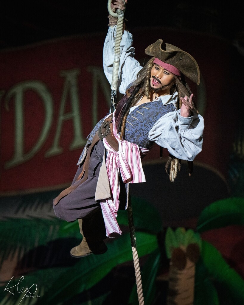 wckalx's tweet photo. Ahoy! - Shanghai 2023
#travel #stagephotography #theatrephotography 
#dinseyland #piratesofthecaribbean
#shanghai #macau_ig 
#sony #sonyalpha 
#2023 https://t.co/ISzt1K1N2v https://t.co/er8d6pzuRC
