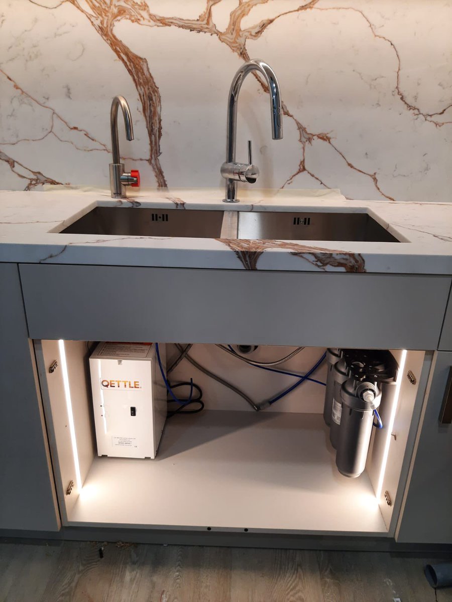 Permatechme's tweet image. Instant Boiling Water - No Waiting Around. #UAE #boilingtap