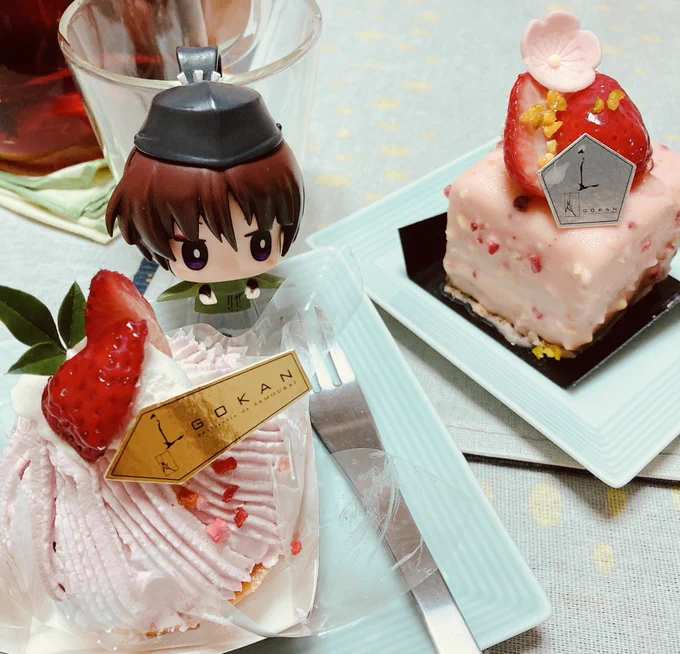 ず〜っと仕事で疲弊して引き伸ばしてたお祝い事で久しぶりにまる氏とケーキを食べたよ 
