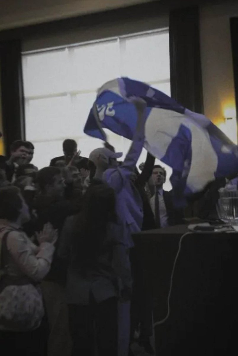 Komarov_Quebec's tweet image. C'est en compagnie de plus d'une centaine de militants que j'étais présent au congrès jeune du @BlocQuebecois.
Content d'avoir pu parler de culture, de langue, d'écologie, de technologie et de défense.
La relève souverainiste est présente en force et en route vers le pays!
