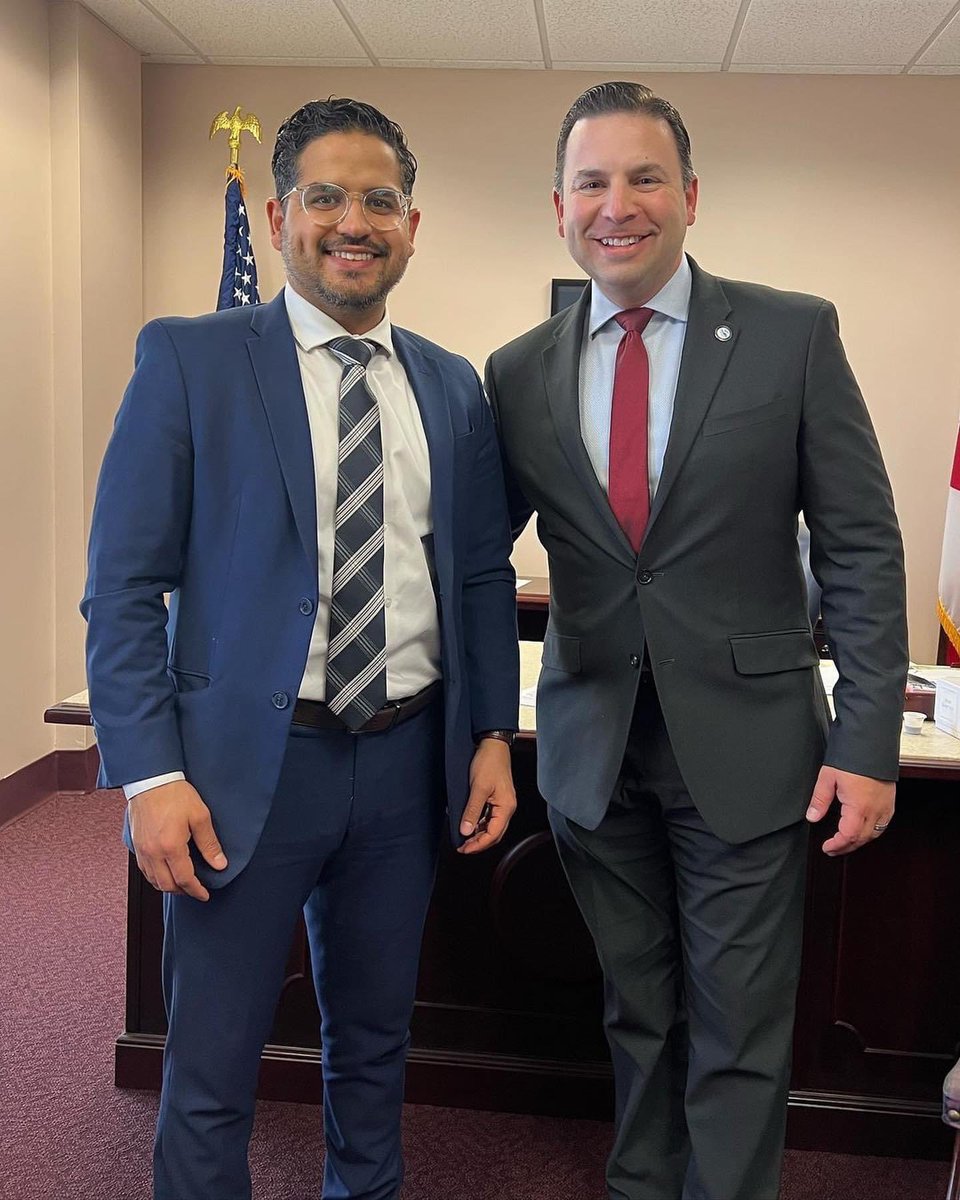 DadeDelegation's tweet photo. Danny Espino, Miami-Dade County School Board Member met with Delegation members at the State Capitol!

1. Rep. Vicki L. Lopez 
2. Rep. Alex Rizo
3. Rep. David Borrero
4. Chairwoman, Sen. Ana Maria Rodriguez 

#RepVickiLopez #Dadedelegation https://t.co/F6CTvvnLwh