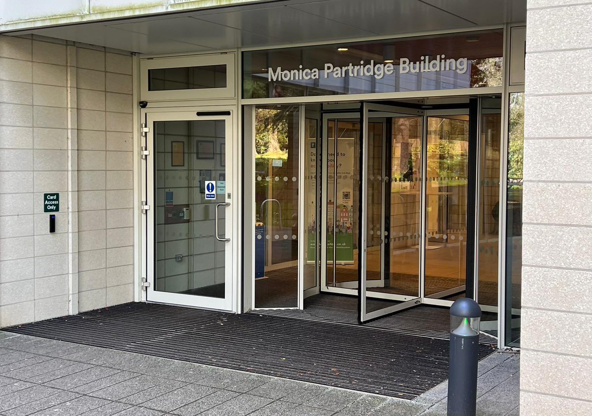 Dean Eales tweet media