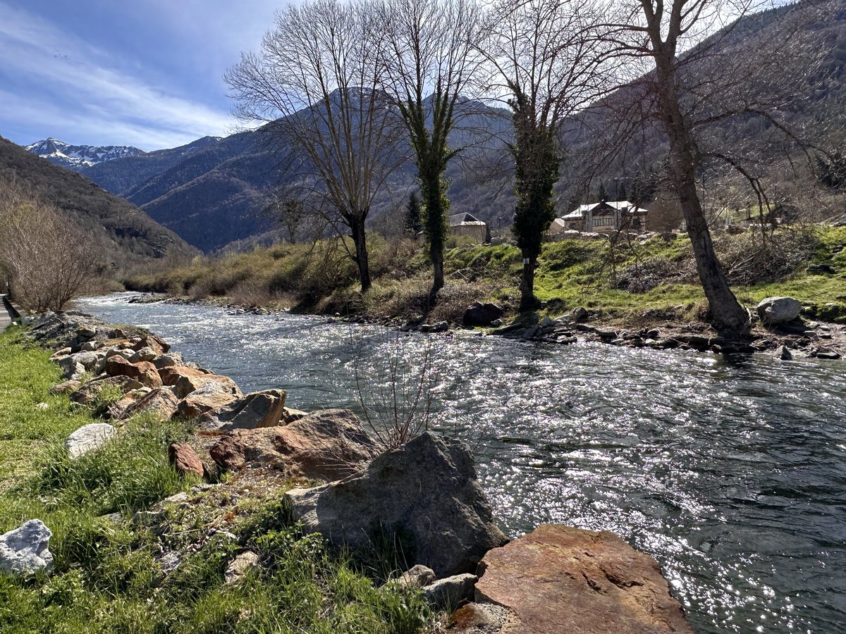 Bossòst (Val d’Aran - Pirenèus) tweet media
