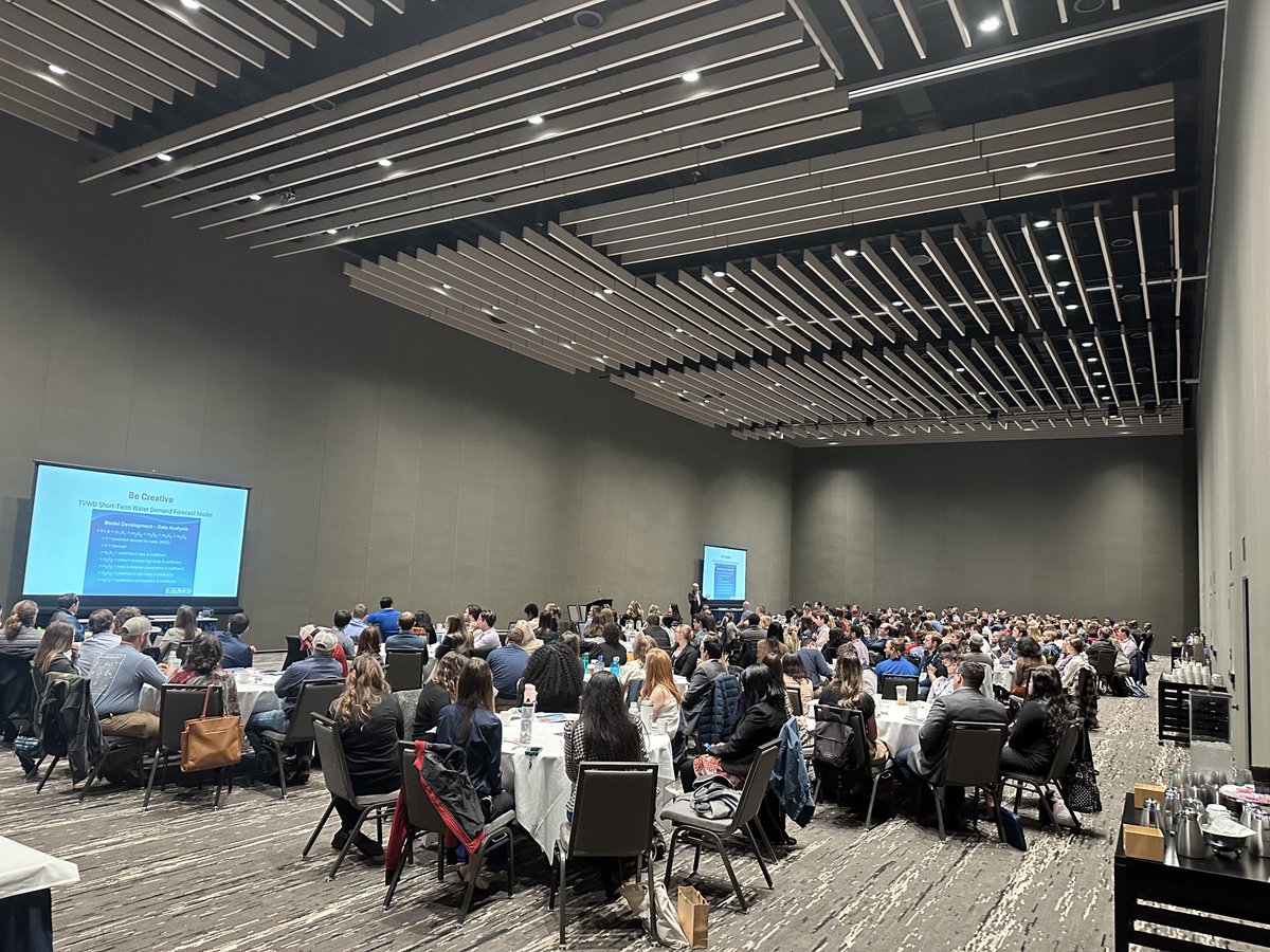 We’ve got 200+ YPs in attendance at the ⁦<a href="/awwa/">American Water Works Association</a>⁩ ⁦<a href="/WEForg/">Water Environment Federation</a>⁩ #waterYPsummit in Sacramento today to reflect of the #FutureOfOurWater