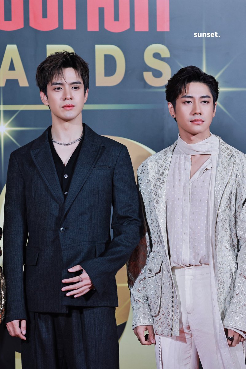 MayThu18344267's tweet photo. Handsome JamFilm

#JamRachata
#FilmThanapat
#คมชัดลึกAwardsครั้งที่19 https://t.co/HAUW83WDmC