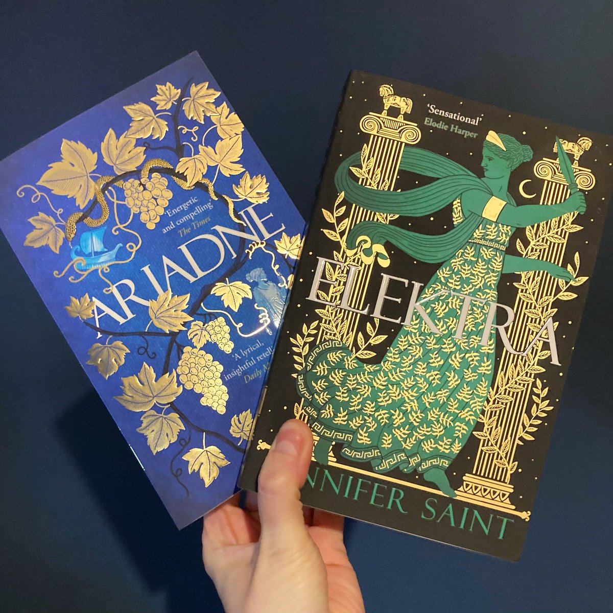 therunningbook's tweet photo. #twofortuesday Just look at these beautiful paperbacks 😍🙌🏻 https://t.co/ZkVZuSczsZ