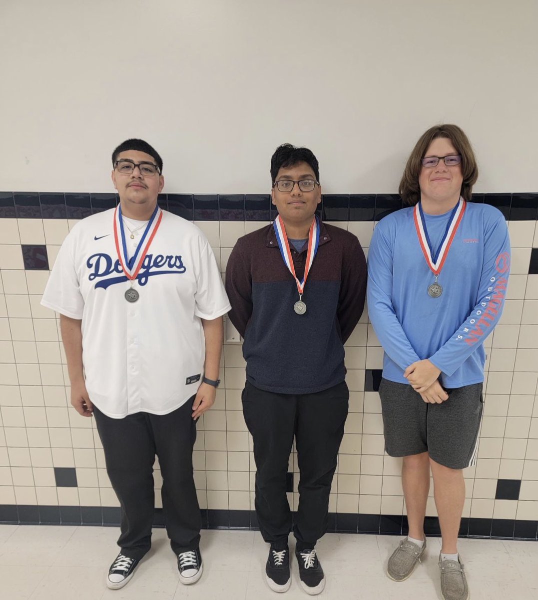 profvansant's tweet photo. More #photodump from @ManvelHS @MHSAdvAca #awardwinning @uiltexas 2nd Place ACADEMIC DISTRICT Finish!! #hokahey #wearemanvel @AlvinISD https://t.co/qylzgkgo3I
