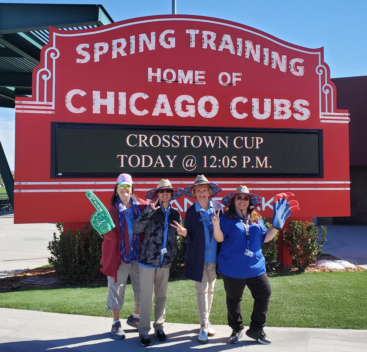 dmasiulewicz's tweet photo. Cubs luv from your Team Shop gurlz. Final Cubs Spring Training game of 2023. #springtraining #SimpleJoy #somegoodnews #IBELIEVE #gurlz #ChicagoCubs https://t.co/0Fk9EEefr7