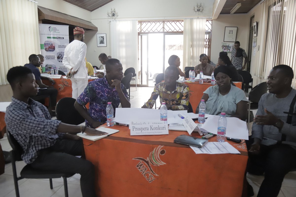 csrhubWA's tweet photo. 𝐏𝐄𝐒𝐓 analysis helps organisations to anticipate and avoid potential obstacles. 

Today, participants of the ongoing 3-day workshop on resource mobilisation and financial resilience engaged in practical sessions on 𝐏𝐄𝐒𝐓 analysis.

#csrhubwa
#workshopforcsos
#ghanacohort https://t.co/uuHSPIZKSo