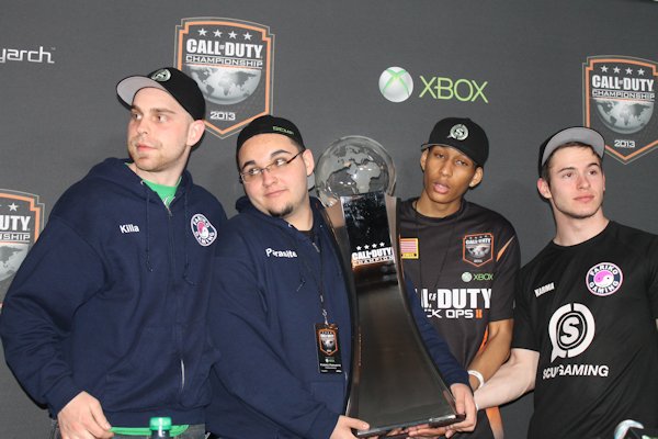 ArchivesCOD's tweet image. April 7th, 2013

@Fariko Impact were crowned your first ever Call of Duty Champions! 

First Place: $400,000

Roster:
@DKarma 
@Parasite 
@KiLLa_Sloss 
@MiRx 

@DKarma  had a 1.30 K/D and @Parasite  had a 1.29K/D. Fariko Impact had a 13-2 record on Hardpoint for the event! 

#COD