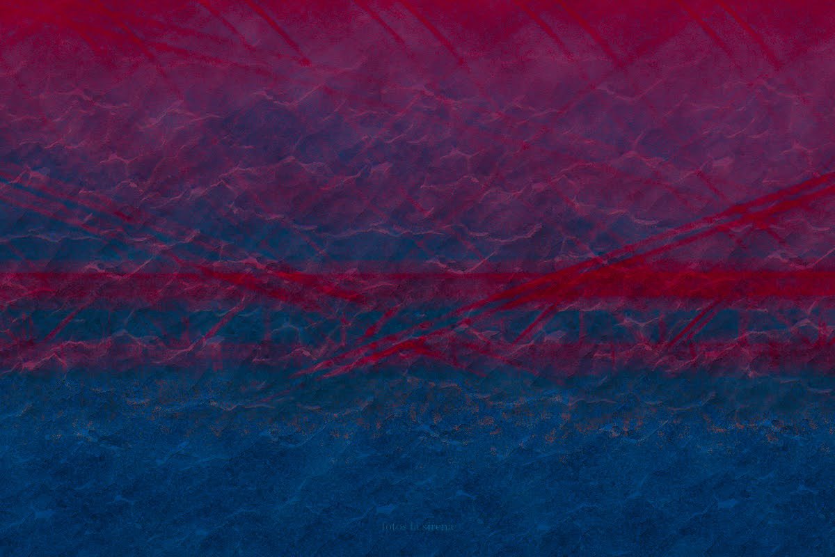 fotoslasirena's tweet photo. @PKilleenPhoto From the abstract &amp; creative realm ... #red #PhotographyTalksRed https://t.co/tzIlpvviw6