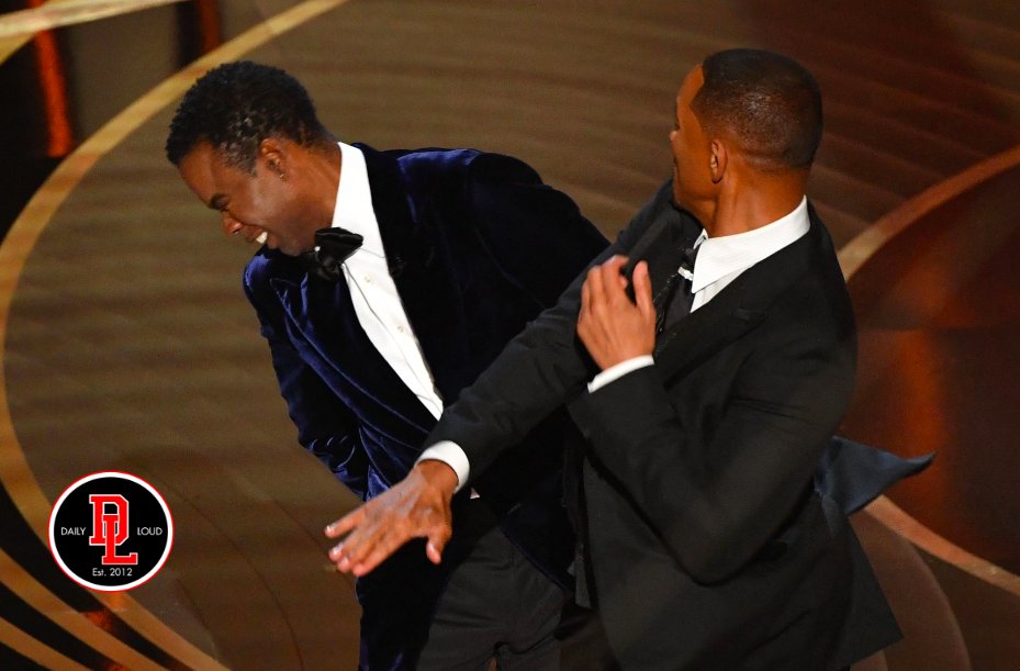 DailyLoud's tweet photo. 1 year ago yesterday, Will Smith smacked Chris Rock https://t.co/0ZoUSDaoXW
