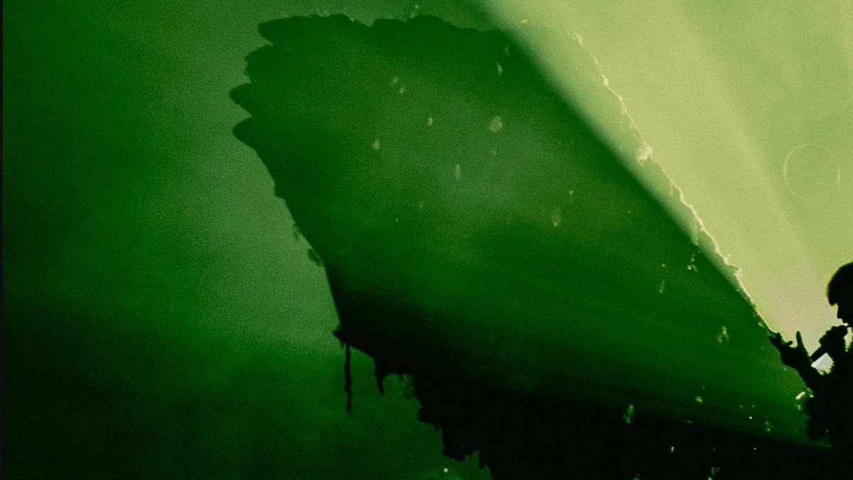 pq__zero's tweet photo. GREEN https://t.co/texo520d9U