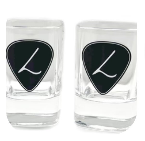 LoucinGuitars's tweet photo. MERCH Madness. Only  4 days left. Free shipping with SHIPHAPPENS discount code 

https://t.co/Q8yoeam14J https://t.co/jQmMabFeEj