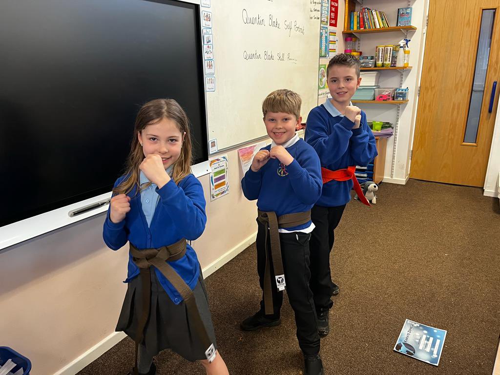 Mrs McVeigh DHT tweet media