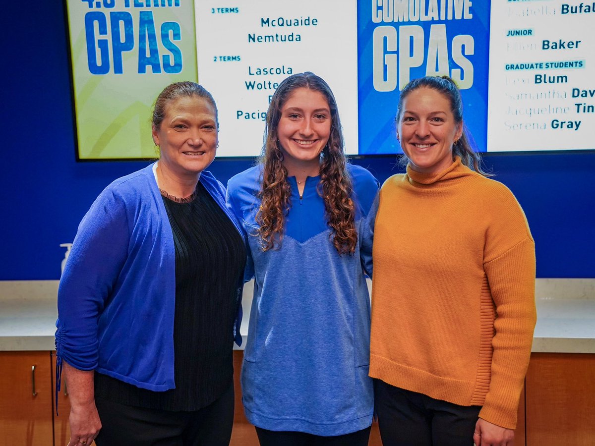 Representing the Panthers at the 4.0 luncheon: <a href="/mariadonahue_/">maria</a> 📚

Keep up the great work Maria! 👏