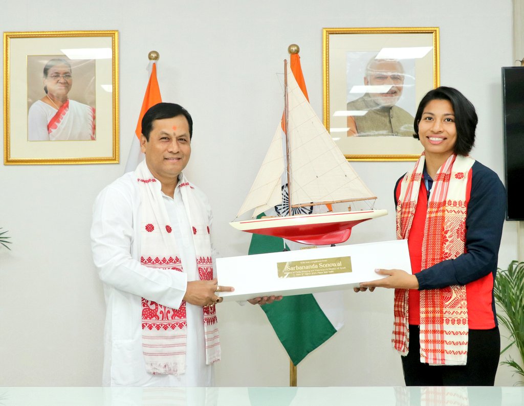 LovlinaBorgohai's tweet photo. Thank you Hon'ble @sarbanandsonwal sir for the felicitation and words of encouragement. Always happy to interact with you sir and thank you once again for your blessings and support. I will continue to work hard and bring more laurels for our country. https://t.co/lfSwxNGKoJ