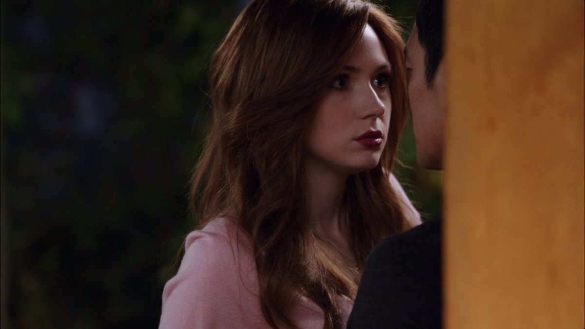Real2Nut's tweet photo. #selfieshow #DoctorWho #amypond #KarenGillan
吉兰女神真的演得太灵动了! https://t.co/TTTyW1EI1l