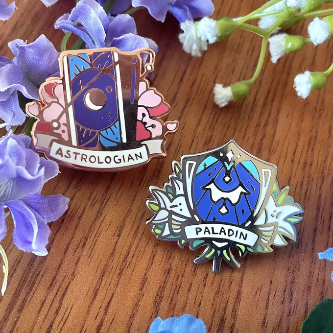 before i disappear from fyp :')hi, I'm Luna and i love lush colors and sell pretty trinkets! if you like what you see, please consider a followig,  f  in bio 