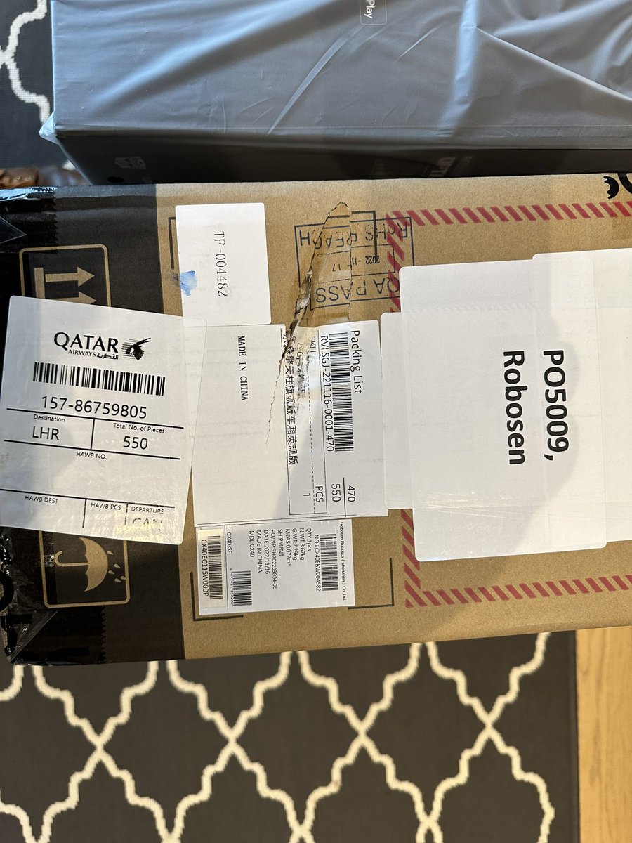 TheReynster's tweet photo. @GAMEdigital @GAMEHelps just received this quite expensive package and it’s been damaged during shipping. The damage is through the outer layer. No response from customer service. Please contact. https://t.co/83Q5OJQ2w4