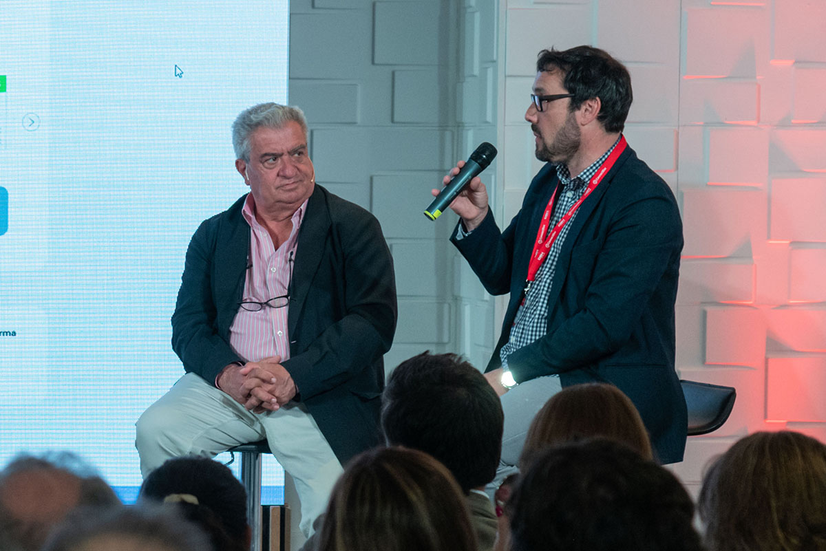 DEHonline's tweet photo. ¡Muchas gracias a todos por seguir de cerca la presentación de #ConnectBox!: el futuro del negocio de los despachos profesionales y administradores de fincas.
🎞Si te has perdido algo puedes volver a verlo aquí: https://t.co/ulPEU1PEGS https://t.co/5wCPlyEcYO