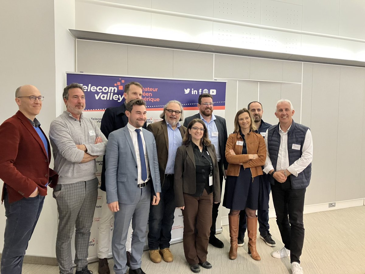Franck Lavagna (@francklavagna) on Twitter photo Bravo au nouveau tandem de coprésident <a href="/colombi_teX/">Teresa Colombi</a> et <a href="/JulienHoltzer/">Julien Holtzer</a> de <a href="/TelecomValley/">Telecom Valley</a>
Bonne chance à eux pour porter haut les couleurs du numérique azuréen entourés de tout le bureau exécutif et des assos sœurs <a href="/CannesIsUp/">Cannes Is Up</a> <a href="/NiceStartsUp/">Nice Start(s) Up</a> <a href="/GrasseStartup/">Communauté Start-up Club Entrepreneurs Grasse</a> <a href="/FrenchTechCdA/">French Tech Côte d'Azur Région Sud</a> Bravo au nouveau tandem de coprésident <a href="/colombi_teX/">Teresa Colombi</a> et <a href="/JulienHoltzer/">Julien Holtzer</a> de <a href="/TelecomValley/">Telecom Valley</a>
Bonne chance à eux pour porter haut les couleurs du numérique azuréen entourés de tout le bureau exécutif et des assos sœurs <a href="/CannesIsUp/">Cannes Is Up</a> <a href="/NiceStartsUp/">Nice Start(s) Up</a> <a href="/GrasseStartup/">Communauté Start-up Club Entrepreneurs Grasse</a> <a href="/FrenchTechCdA/">French Tech Côte d'Azur Région Sud</a>