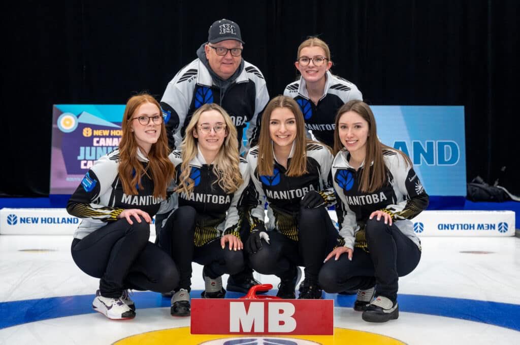 Official Team MB2 photo! @stvitalcc @curlmanitoba @CurlingCanada @HardlineCurling @DynastyCurling