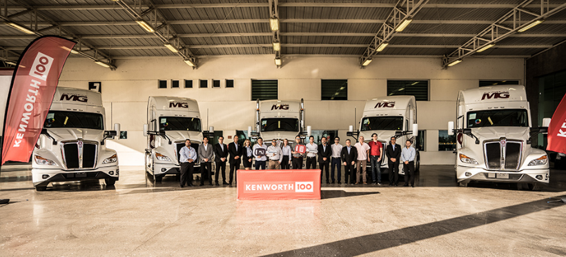 GrupoT21's tweet photo. 🚛 Express MG avanza en renovación y ahora el enfoque es el crecimiento de la flota. https://t.co/WVojBYe7mb

Por @DidierRT #GrupoT21 #Terrestre #BaceKenworth #Paccar #ExpresMG  @ExpressMG @enriquexmg @OscarACeballos https://t.co/3gQCxxQVGw