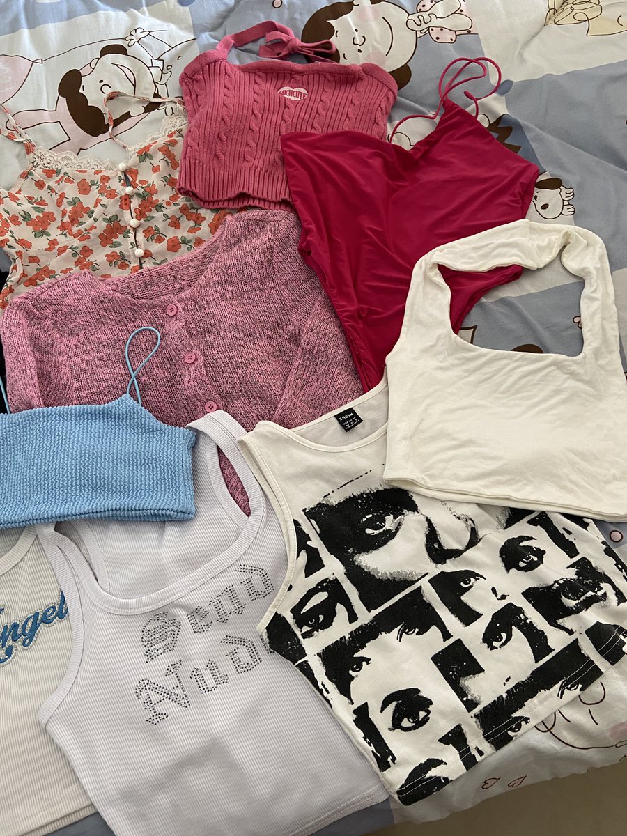 rat_ti_01's tweet photo. 🌷✨ส่งต่อเสื้อผ้าของเรากับพสค่าาา✨🌷
> >มีเยอะกว่าในภาพน้าา บางตัวยังไม่เคยใส่เลยงับ
> >ค่าส่ง 40฿ (ไม่บวกเพิ่ม)

❣️รีทวิตนี้ลด 5฿❣️

#ส่งต่อเสื้อผ้า #เสื้อผ้ามือสอง #ส่งต่อเสื้อผ้ามือสอง #เสื้อผ้ามือสองสภาพดี 
#โล๊ะตู้เสื้อผ้า #เสื้อครอป #ส่งต่อเสื้อผ้ามือ2 #ส่งต่อเสื้อผ้า https://t.co/X0T3pCEqMk