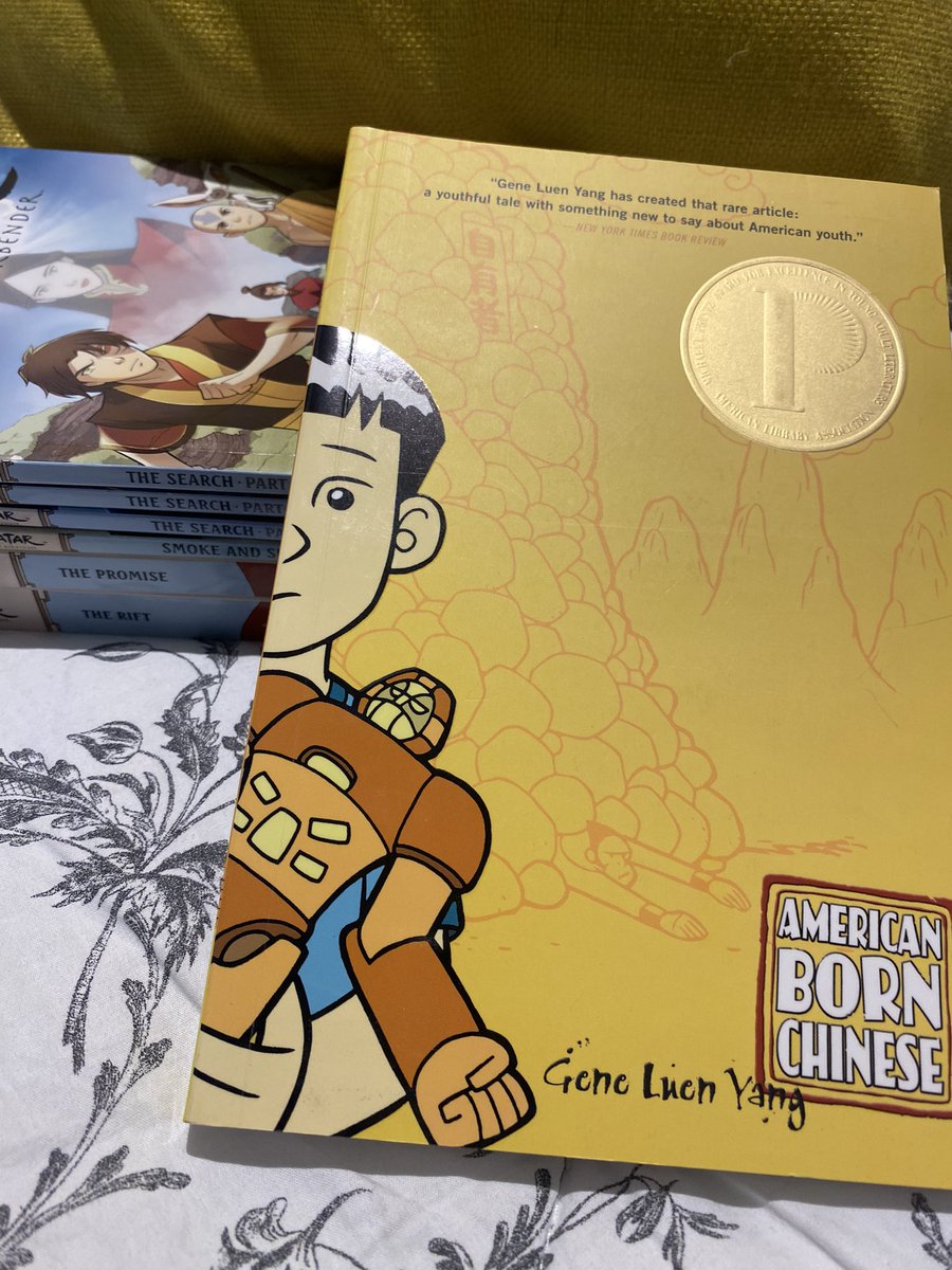 valleygrrl's tweet photo. Super excited to go to the California Independent Bookseller’s Spring 📚showcase tomorrow to talk about Ebony Gate ⚔️and meet Tor sib @EmmaCandon. Even more exciting, keynote is @geneluenyang and to say that we are big fans in my house is an understatement 🎉 #caliba https://t.co/uysCVoEzQ1